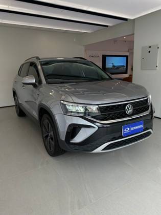 VOLKSWAGEN TAOS 1.4 250 TSI TOTAL FLEX COMFORTLINE AUTOMÁTICO